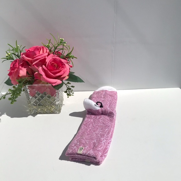 UGG Leslie Graphic Crew Sock - Picture 2 of 5